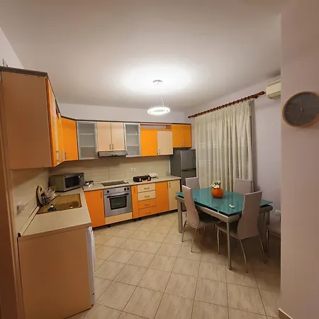 Apartment Private Full In *